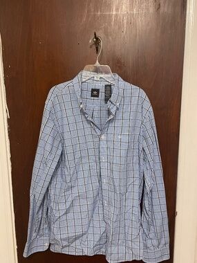Mens medium docks button down